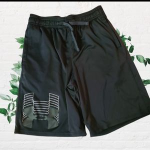 Under Armour Youth Shorts 👍